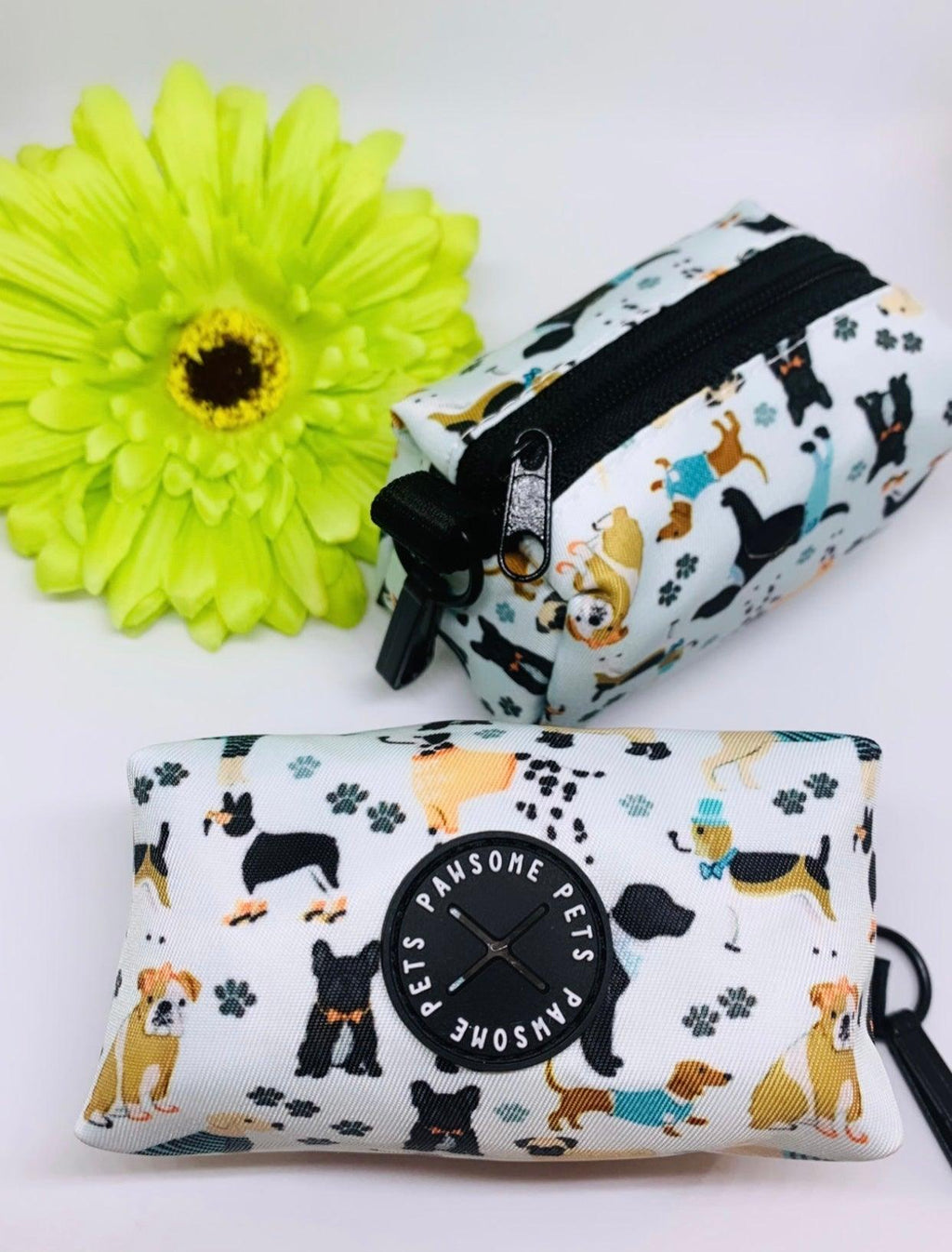 WASTE BAG HOLDER-DAPPER DOGGY